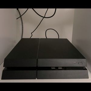 🕹PS4🎮👾4 Games included!!🕹